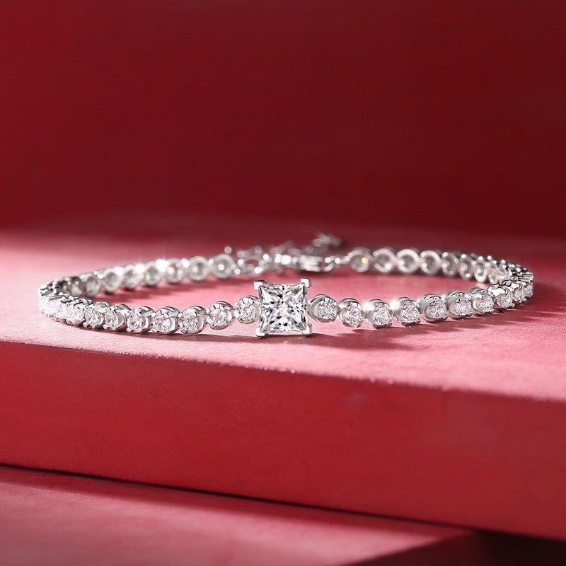 The Eternal Cube 1CT Moissanite Bracelet - S925 Sterling Silver" - AUREA VIII