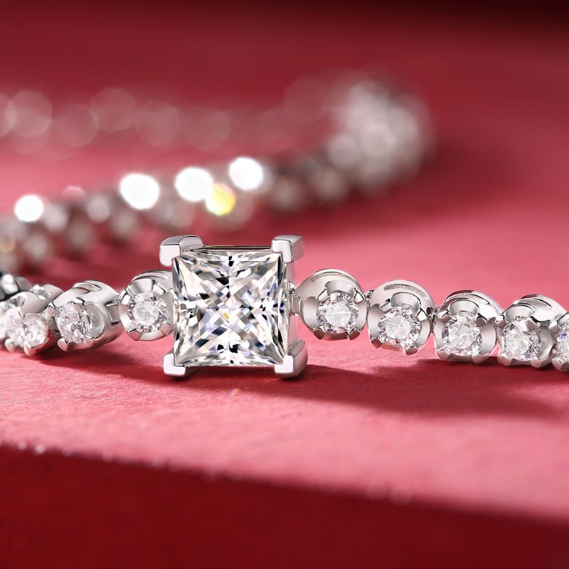 The Eternal Cube 1CT Moissanite Bracelet - S925 Sterling Silver" - AUREA VIII